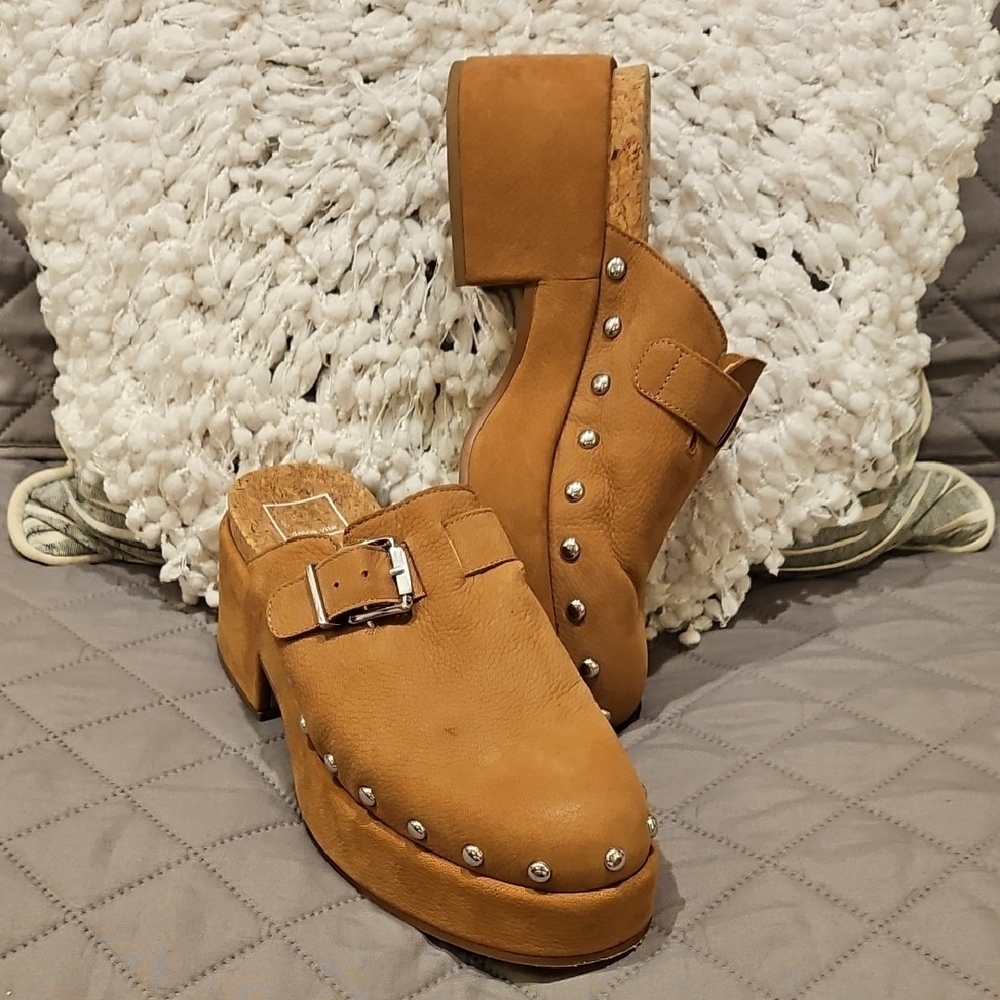Dolce Vita Yevan Praline Tan Mules Platform Clogs with Studded Detail